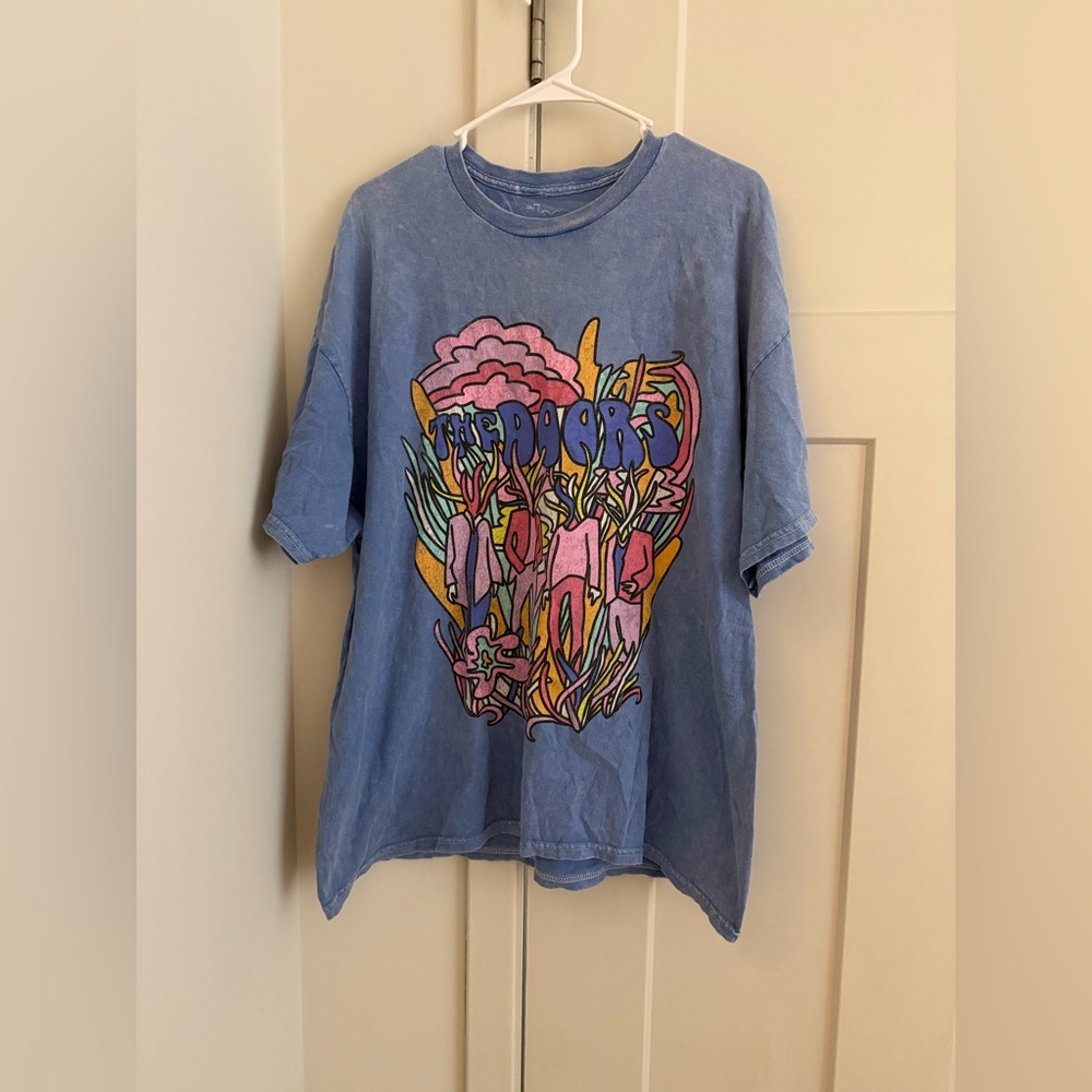 Urban Outfitters Blue/Purple Graphic Tee